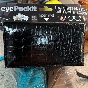 Black Crocodile Pattern Clutch